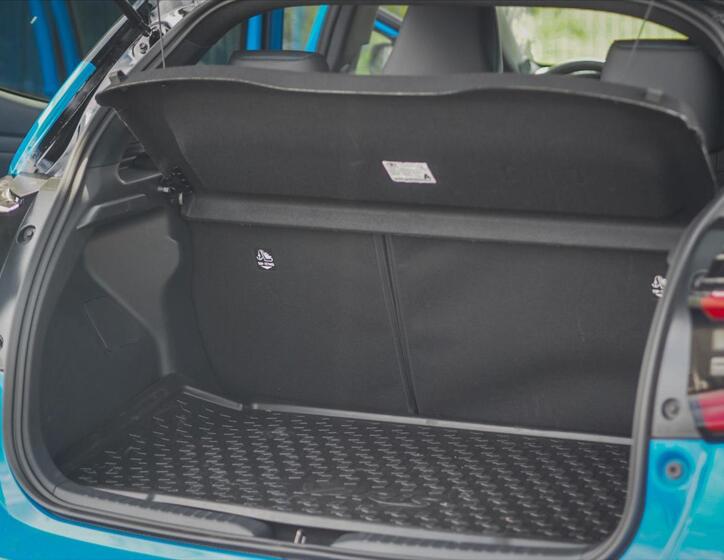Toyota Yaris 10