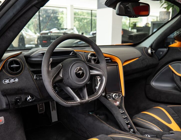 McLaren 720S 5