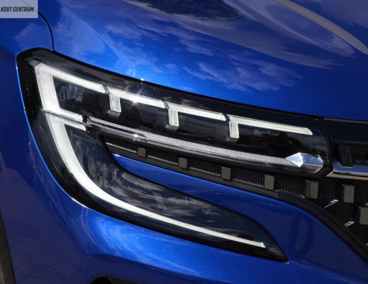 Renault Austral 8