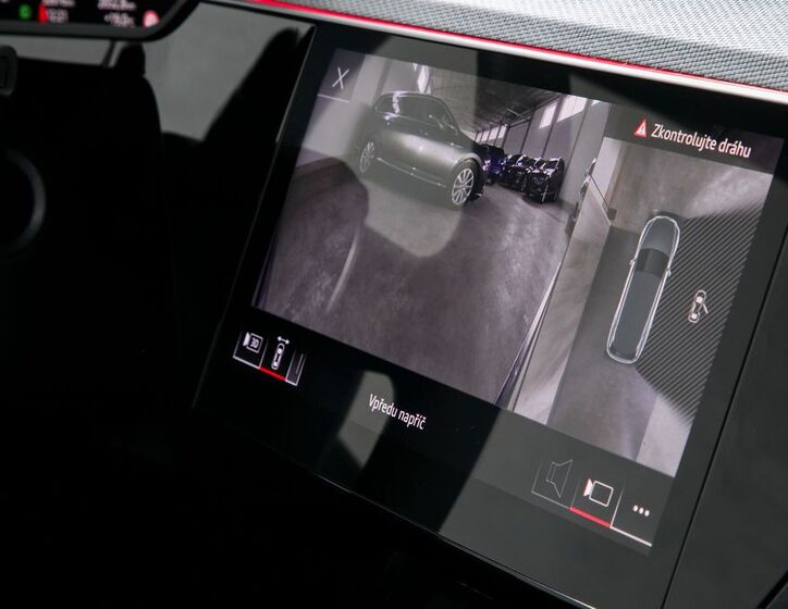 Audi e-tron 34