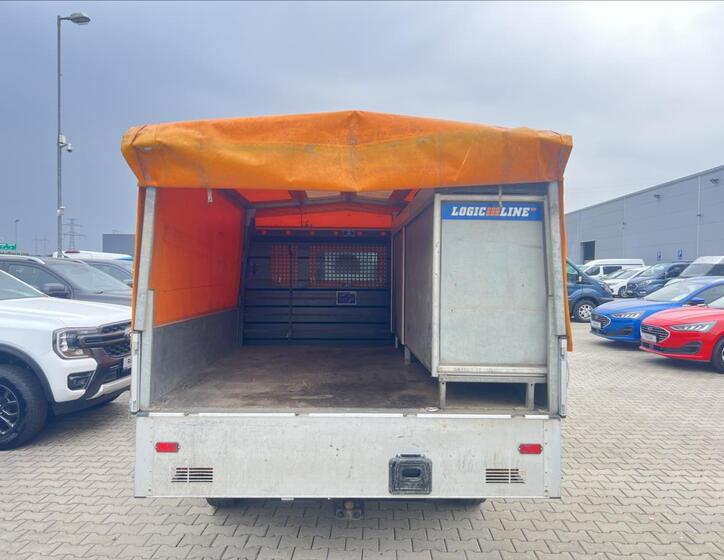 Ford Transit 12