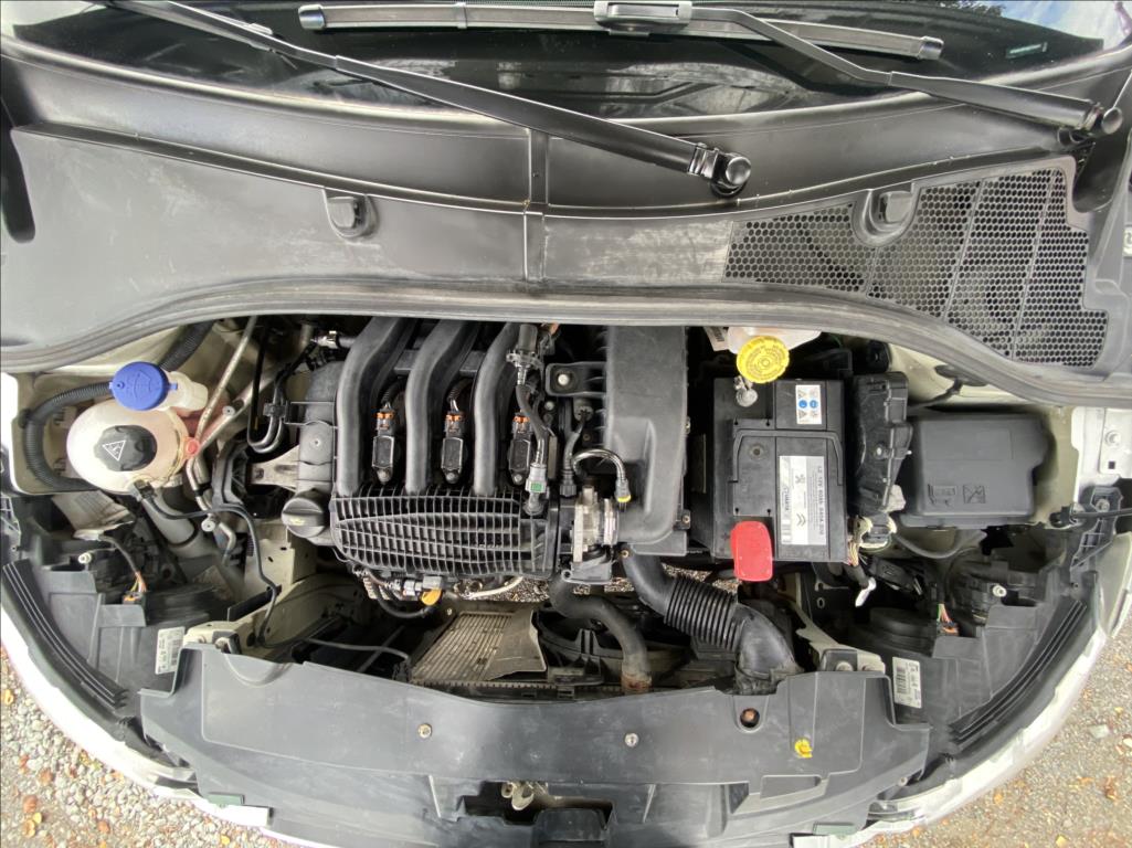 Peugeot 301