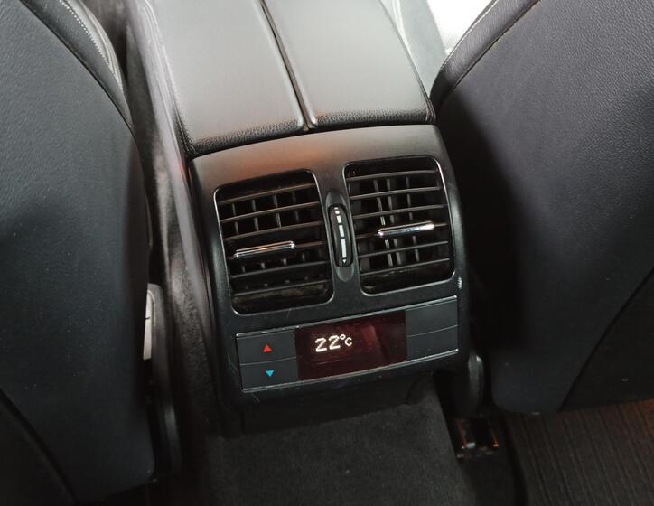 Mercedes-Benz Třídy E 26