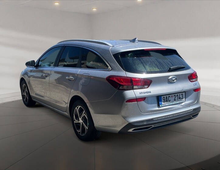 Hyundai i30 4