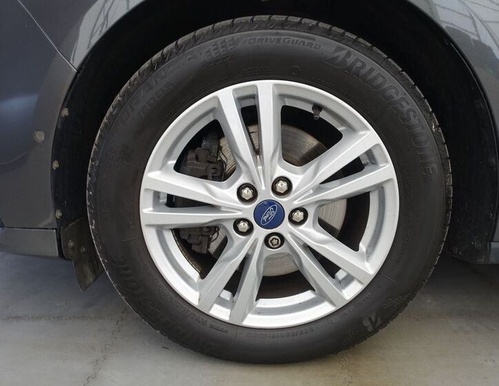 Ford Galaxy 36