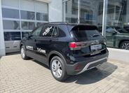 Volkswagen T-Cross 8