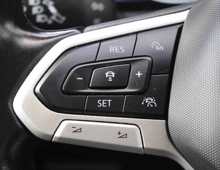 Volkswagen Passat 16