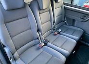Volkswagen Touran 24