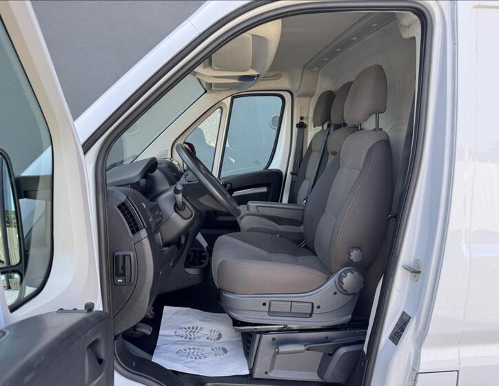 Peugeot Boxer 26
