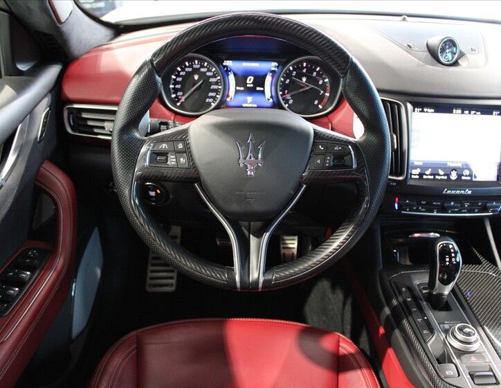 Maserati Levante 15