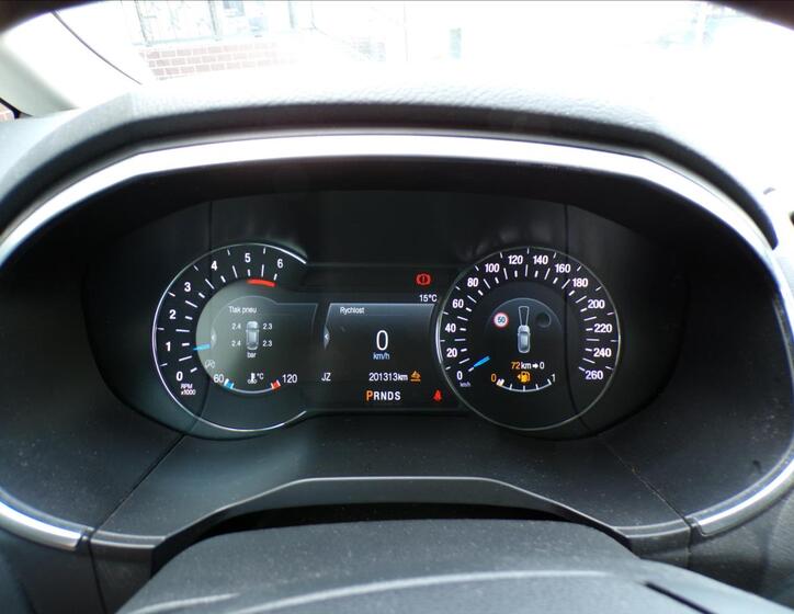 Ford S-MAX 8