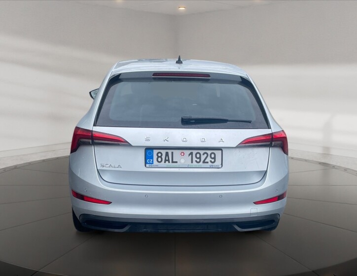 Škoda Scala 5