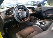 Dodge Challenger 12