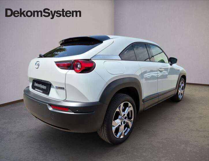 Mazda MX-30 3