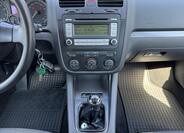 Volkswagen Golf 16