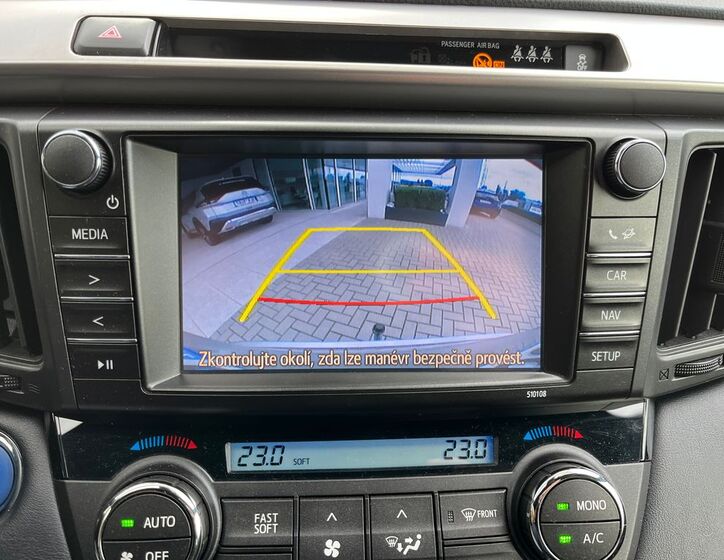 Toyota RAV4 25