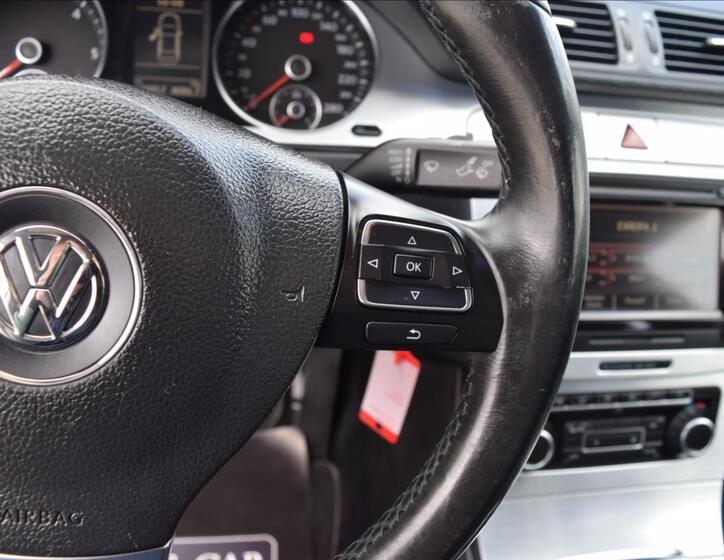 Volkswagen Passat CC 34