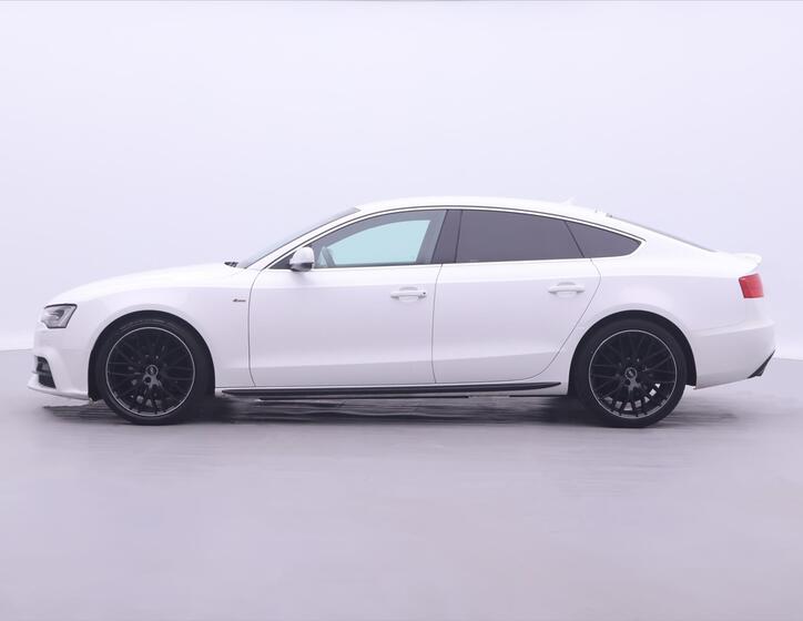Audi A5 4