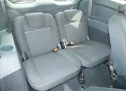 Ford Grand C-MAX 13
