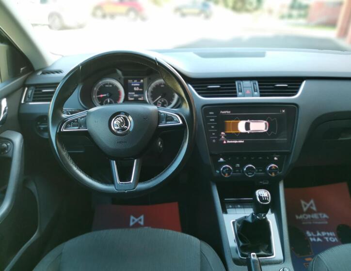Škoda Octavia 14
