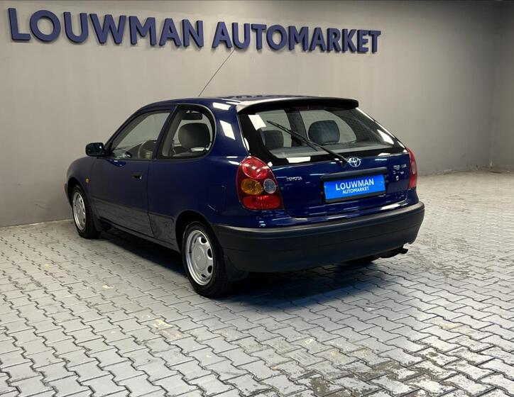 Toyota Corolla 13