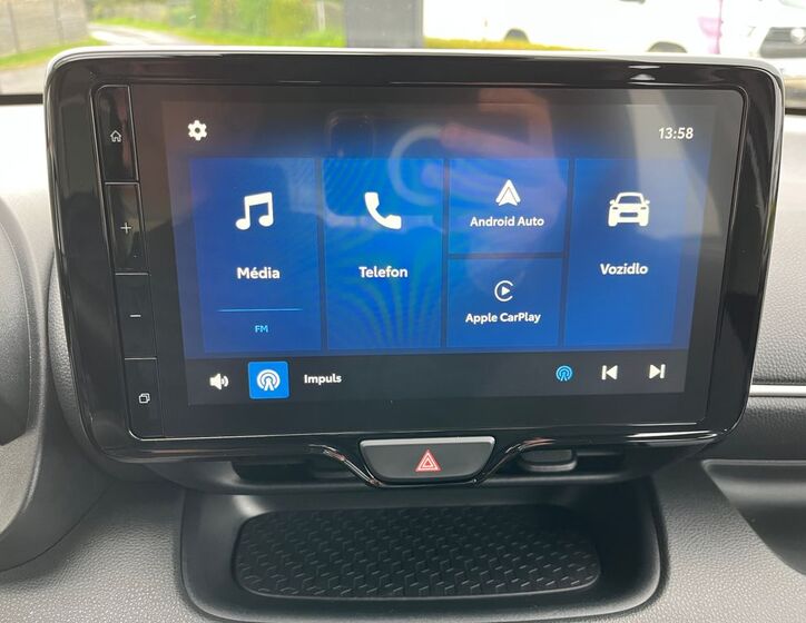 Toyota Yaris 21