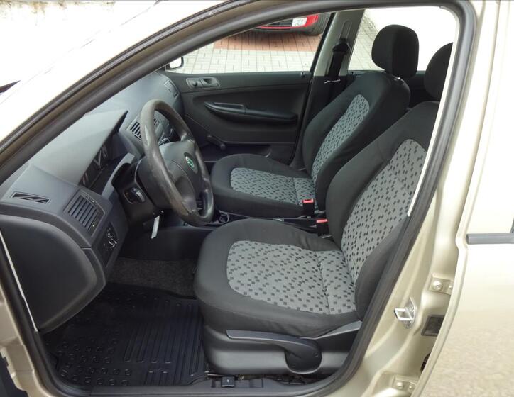 Škoda Fabia 18