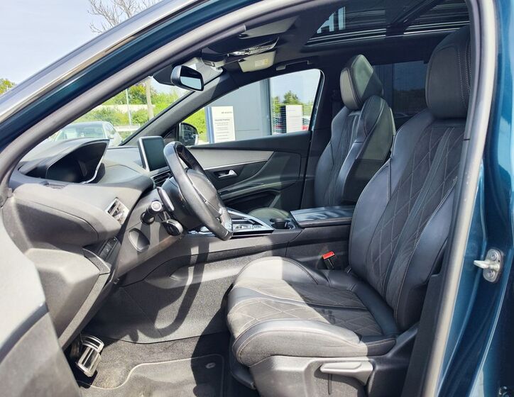 Peugeot 5008 17