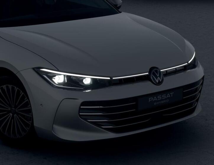 Volkswagen Passat 2