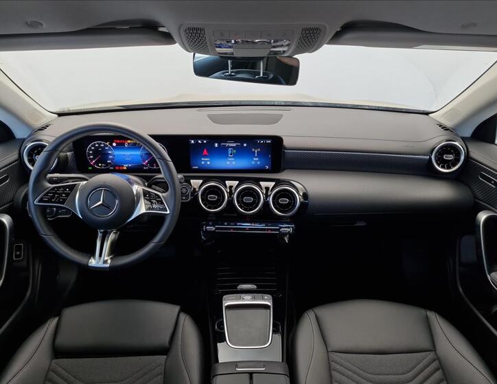 Mercedes-Benz CLA 13