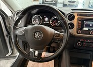 Volkswagen Tiguan 8