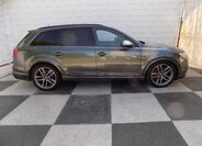Audi SQ7 6