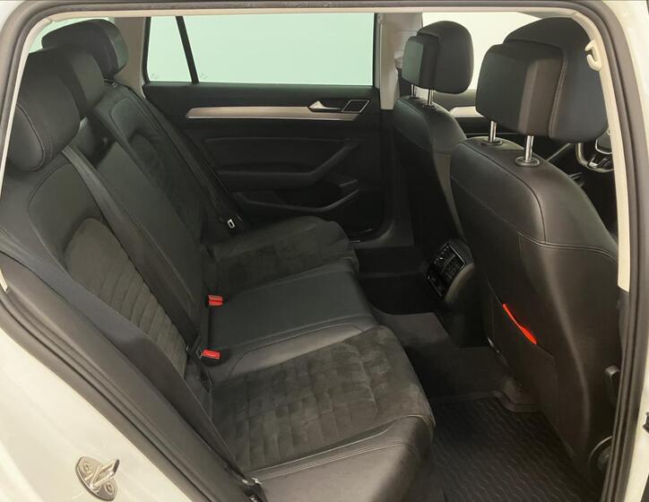 Volkswagen Passat 19