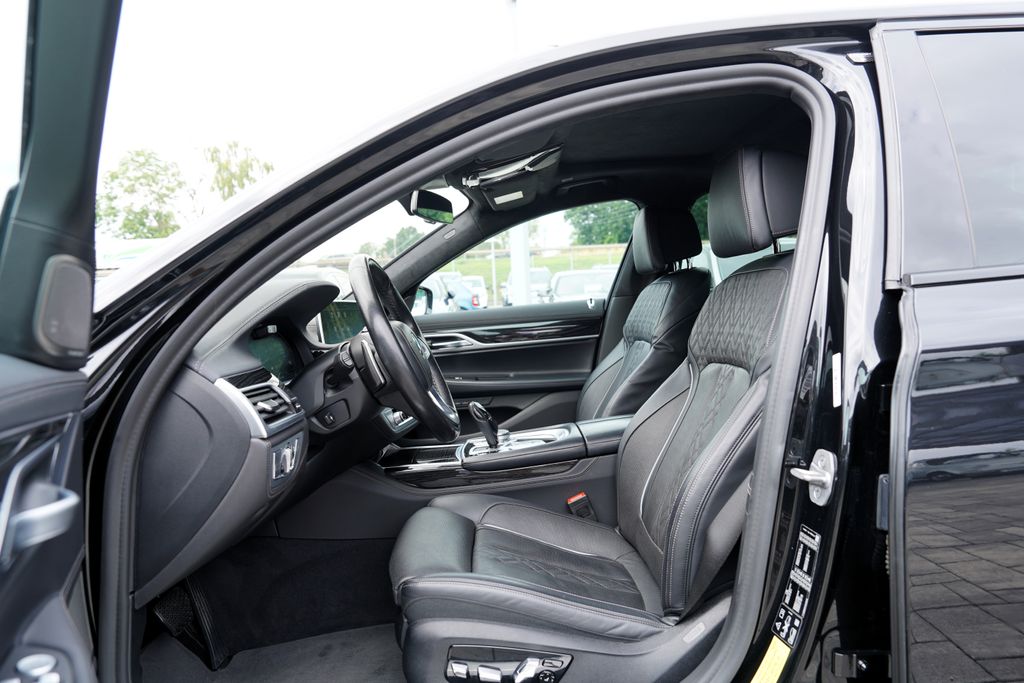 BMW Řada 7