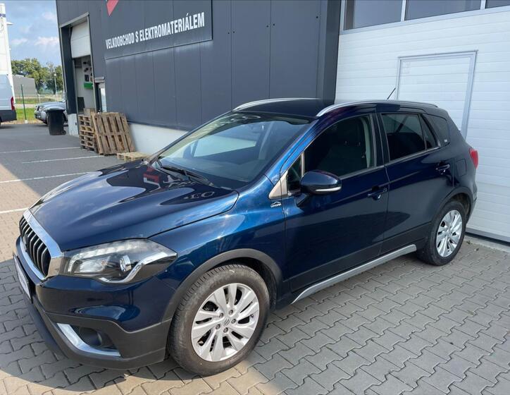 Suzuki SX4 S-Cross 1