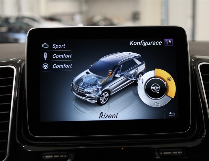 Mercedes-Benz GLE 11