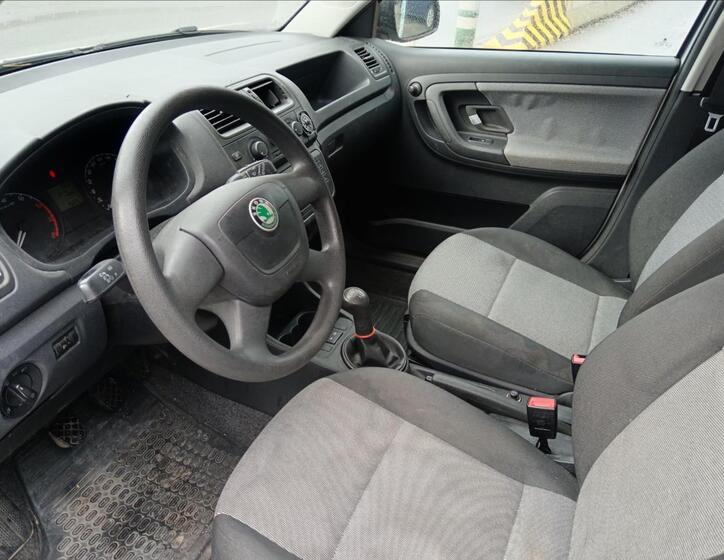 Škoda Fabia 19