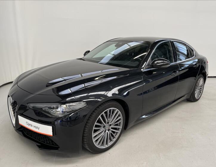 Alfa Romeo Giulia 1