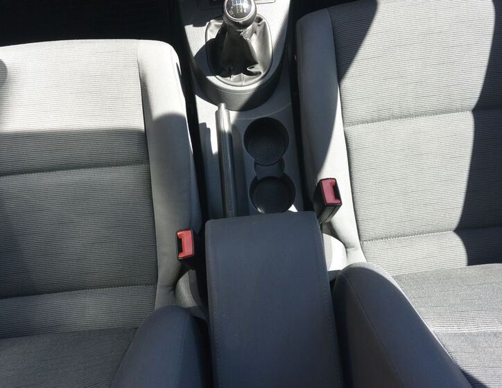 Volkswagen Touran 23