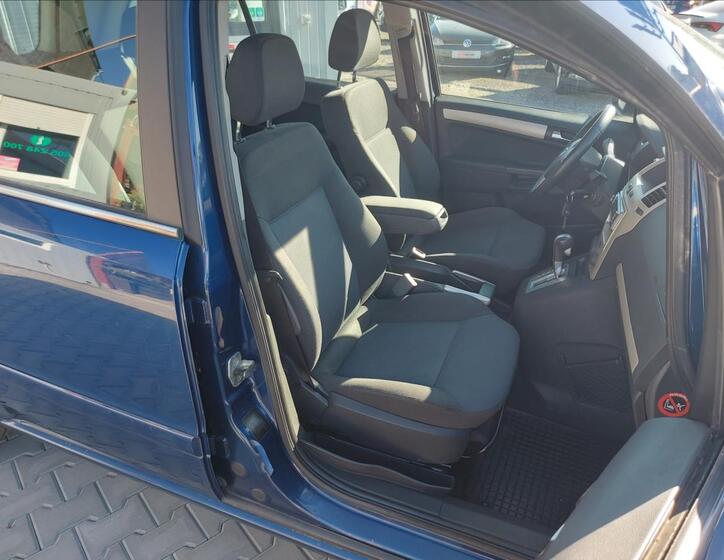 Opel Zafira 17