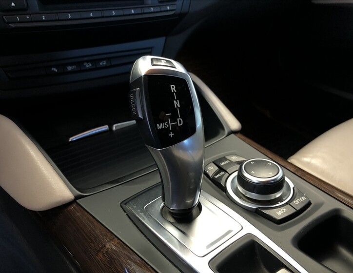 BMW X6 15