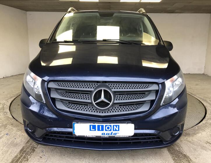 Mercedes-Benz Vito 2