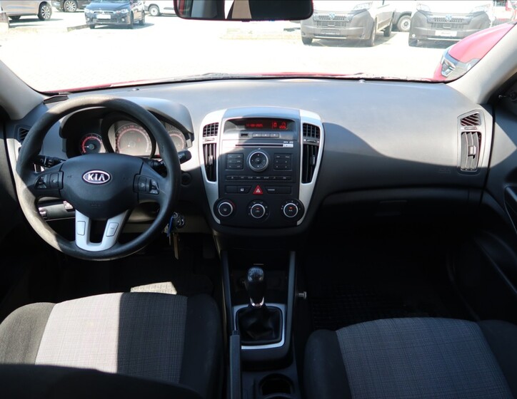 KIA Ceed 12