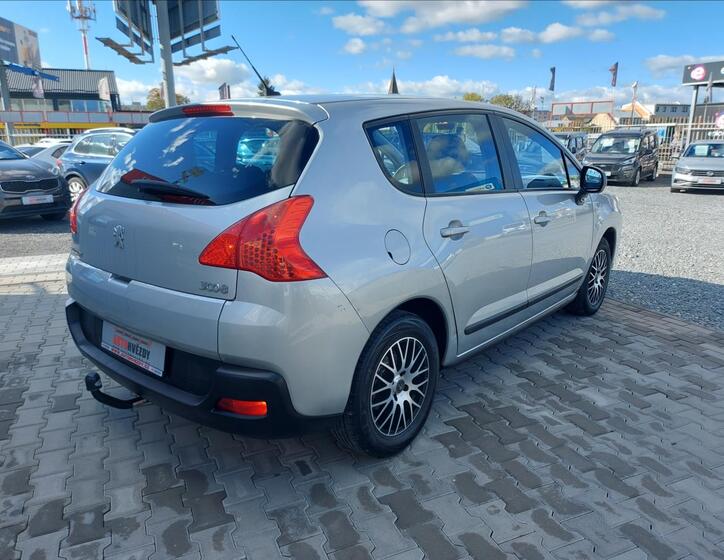 Peugeot 3008 8