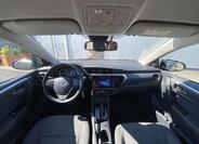 Toyota Corolla 13