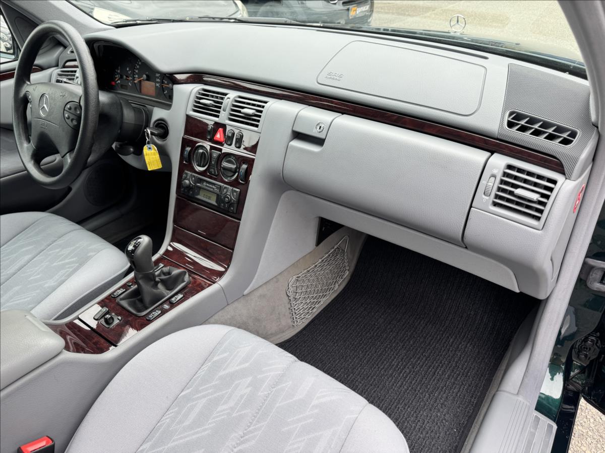 Mercedes-Benz Třídy E
