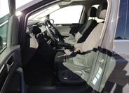 Volkswagen Touran 7