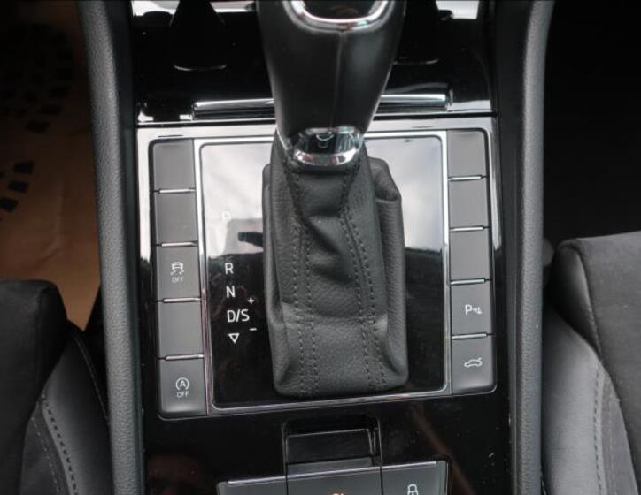 Škoda Superb 27