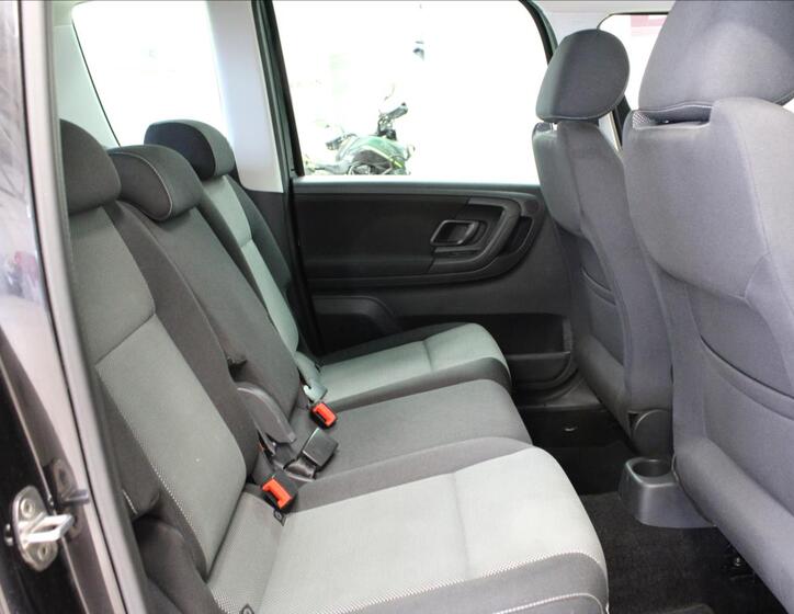 Škoda Roomster 13