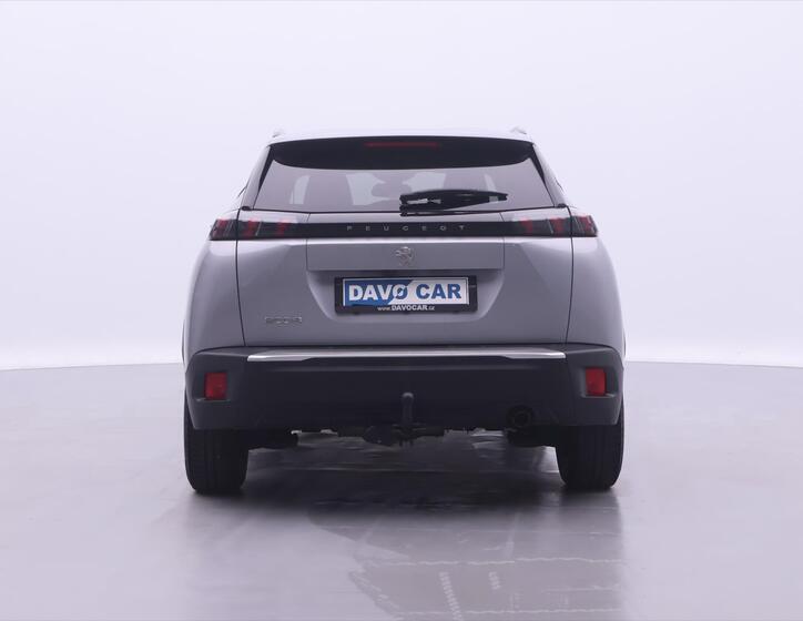 Peugeot 2008 6